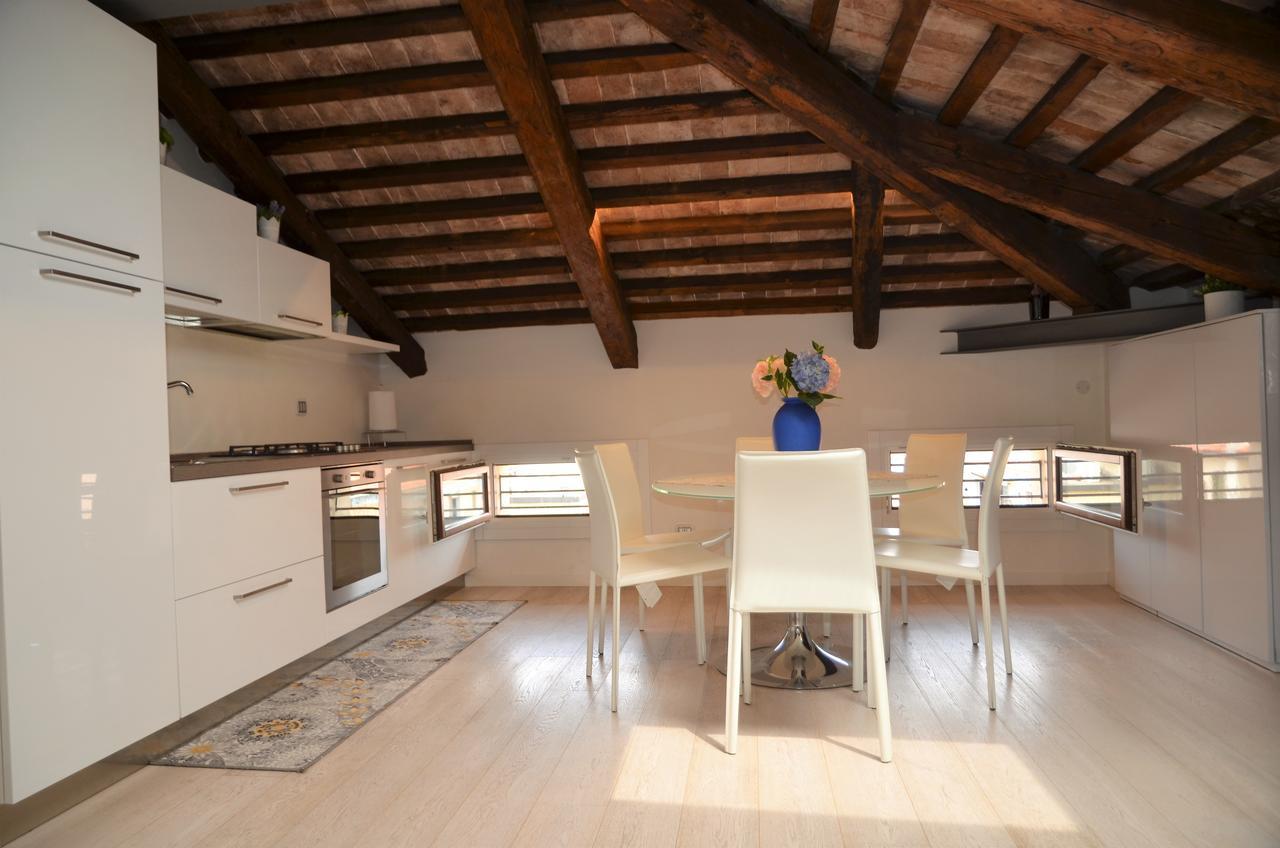 “Al Commercio” Luxury Loft Noale Bagian luar foto