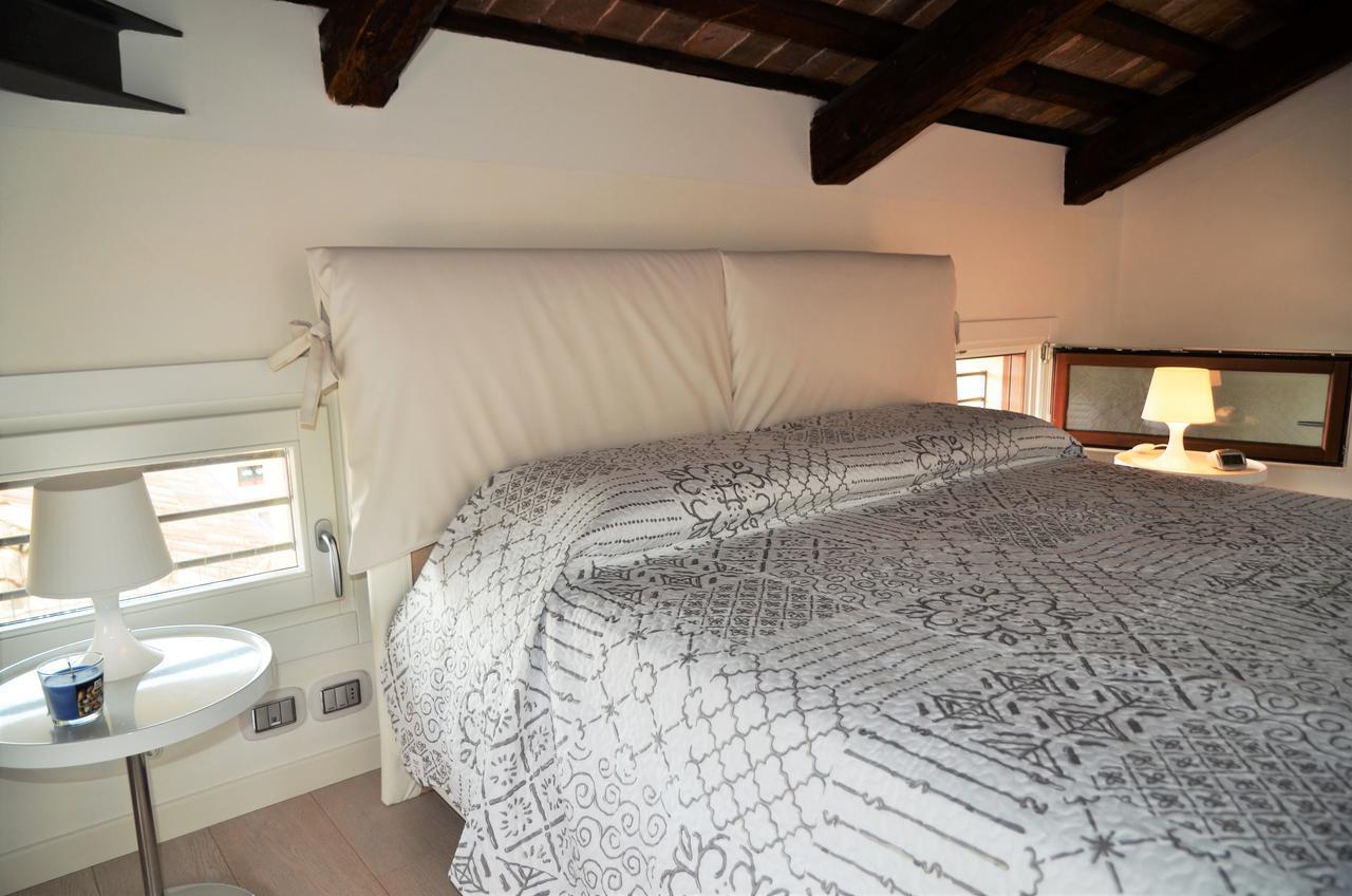“Al Commercio” Luxury Loft Noale Bagian luar foto