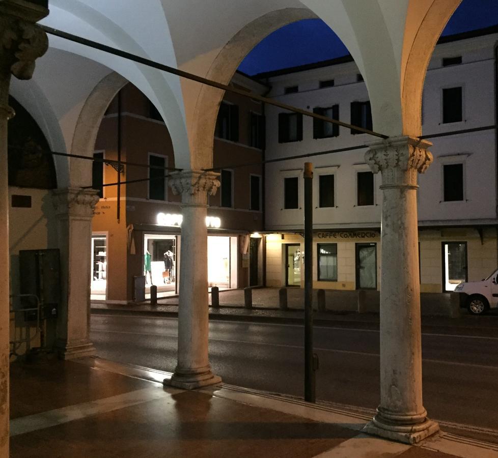 “Al Commercio” Luxury Loft Noale Bagian luar foto