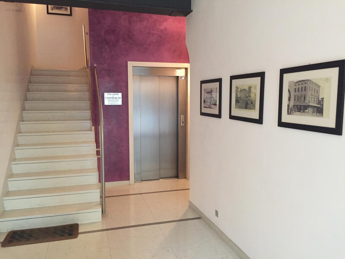 “Al Commercio” Luxury Loft Noale Bagian luar foto